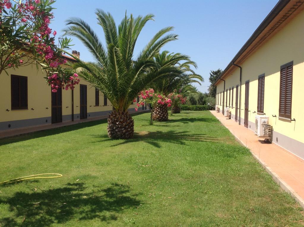 Agriturismo Il Tripesce ヴァダ エクステリア 写真